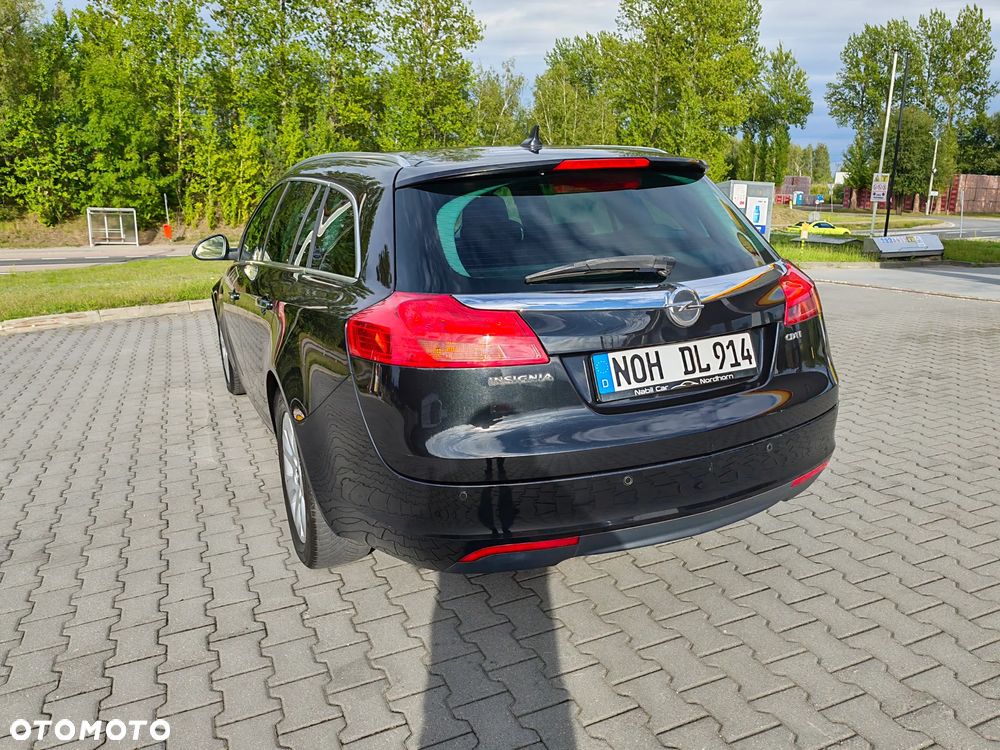Opel Insignia 2.0 CDTI Cosmo - 14