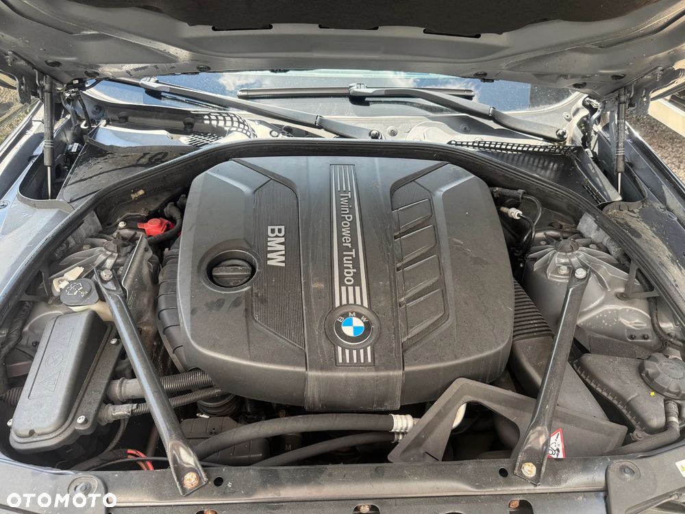 BMW Seria 5 520d Luxury Line - 22