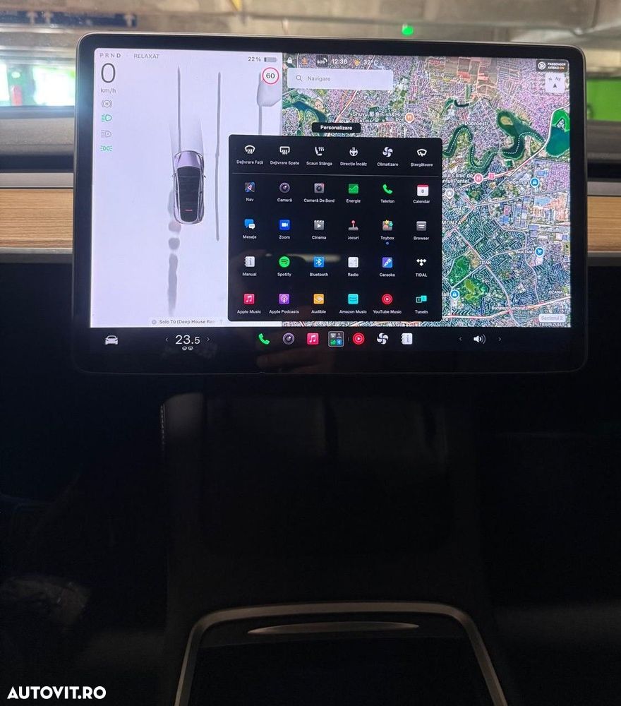 Tesla Model Y Long Range AWD - 20