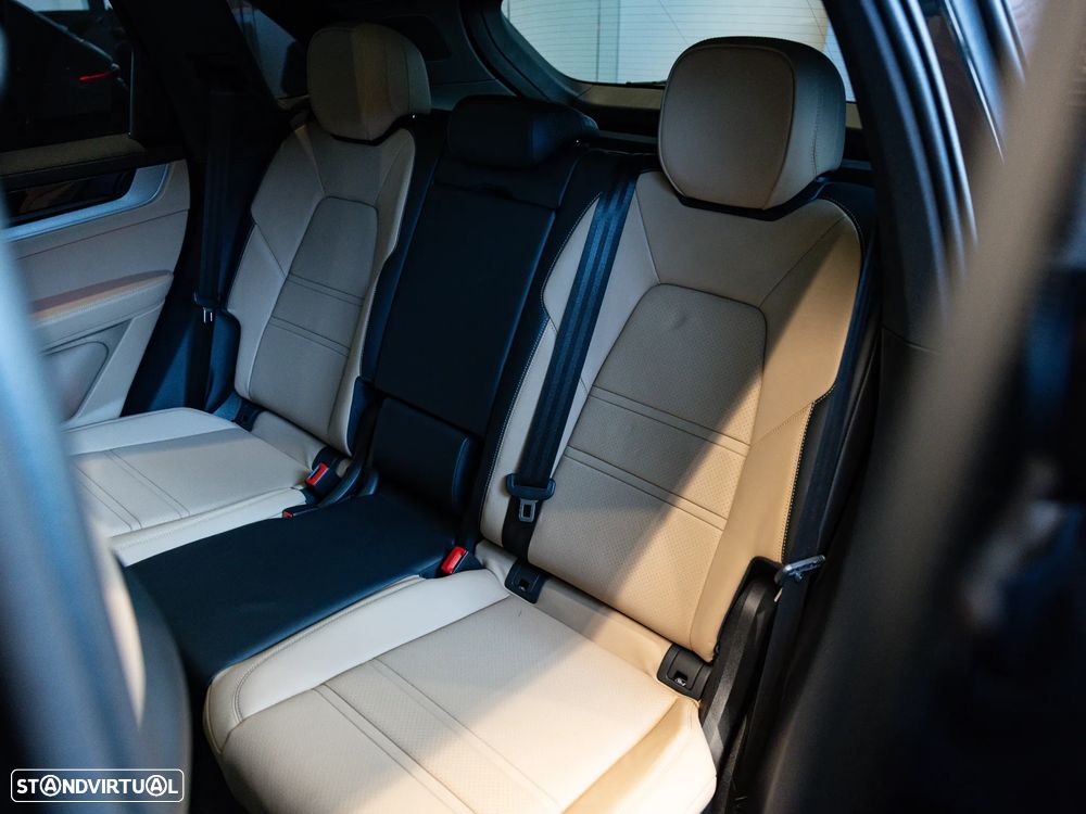 Porsche Cayenne E-Hybrid - 32