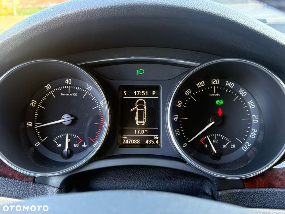 Skoda Superb 2.0 TSI DSG Elegance - 30