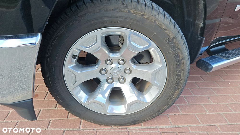 RAM 1500 - 22