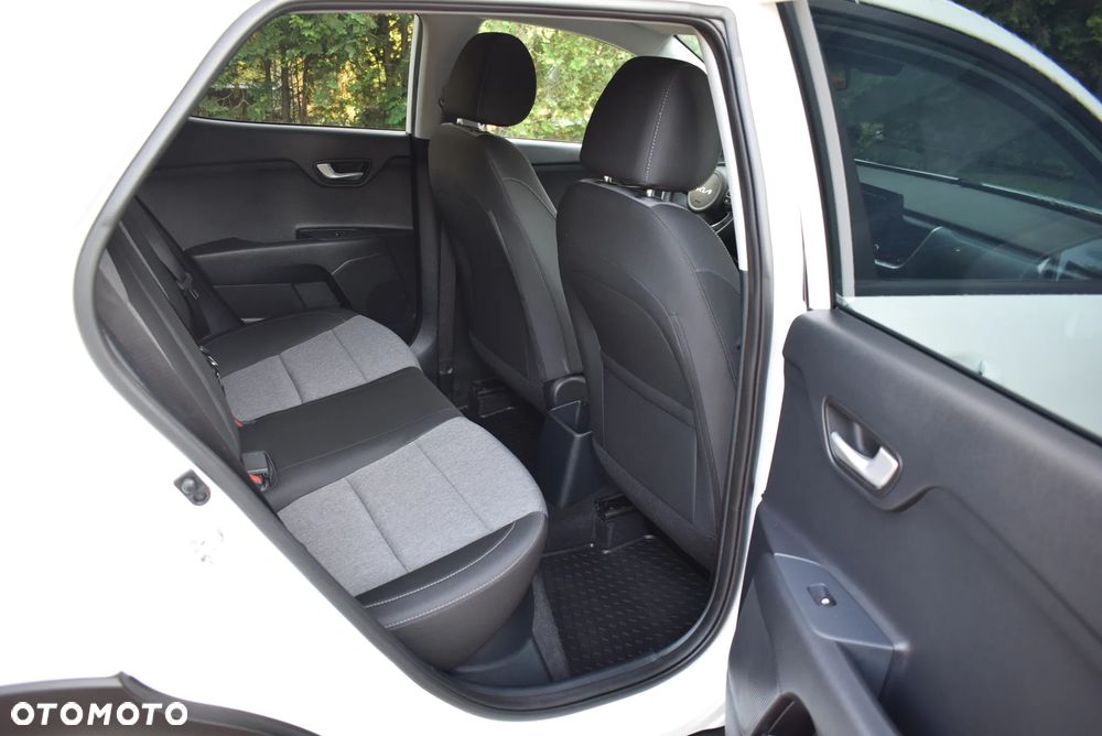 Kia Stonic - 31