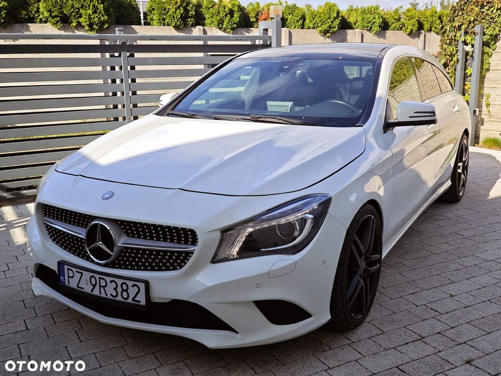 Mercedes-Benz CLA 180 7G-DCT - 1