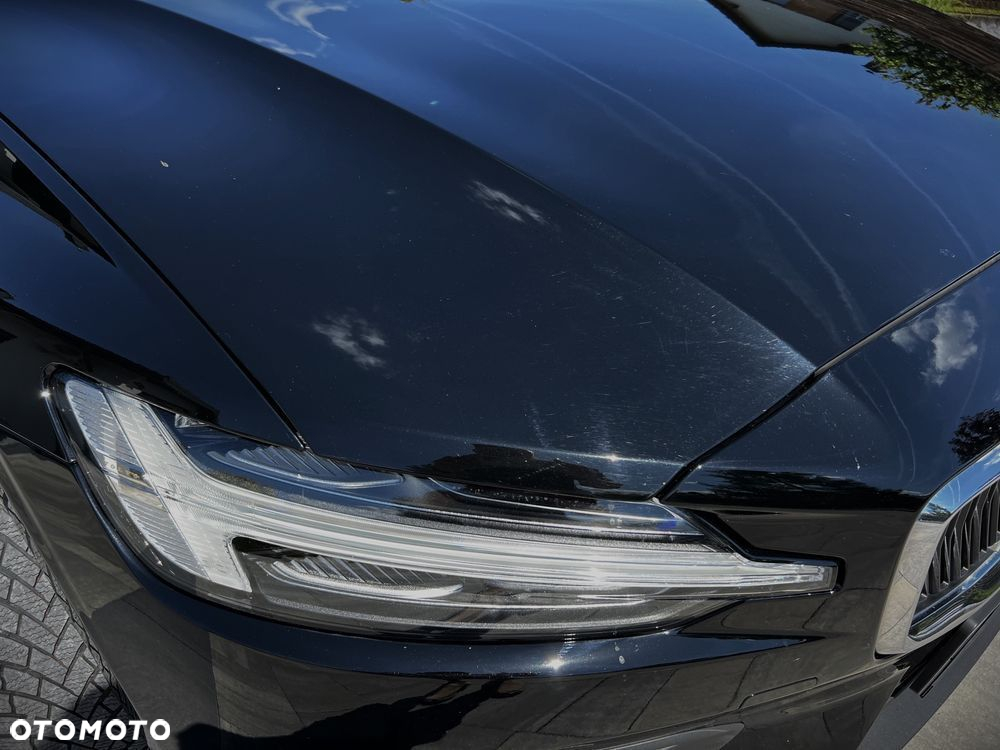 Volvo V60 T4 Momentum Pro - 9