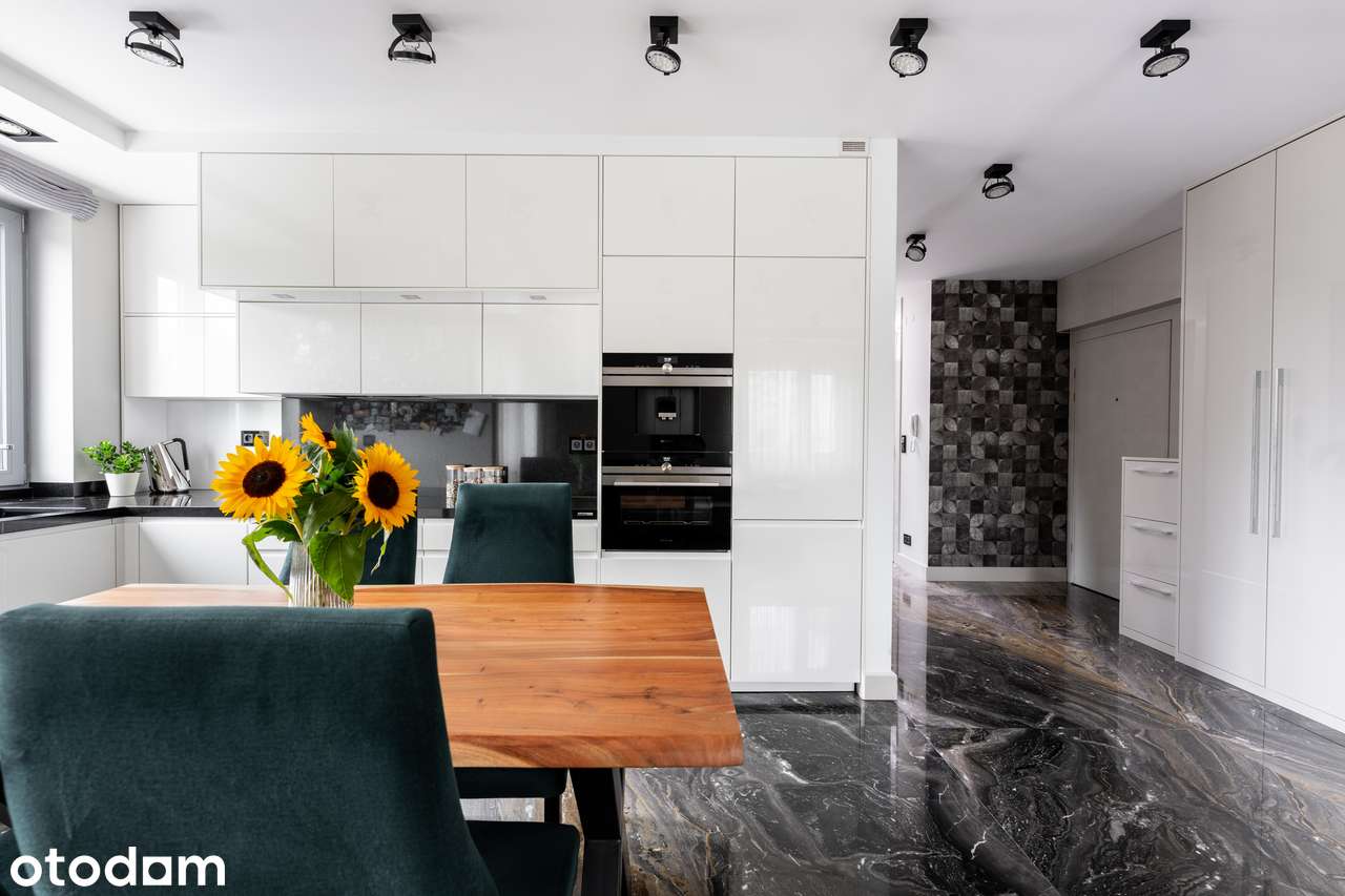 72,3 m² | 3 pokoje | marmur i dąb | po generalnym remoncie | Ursus