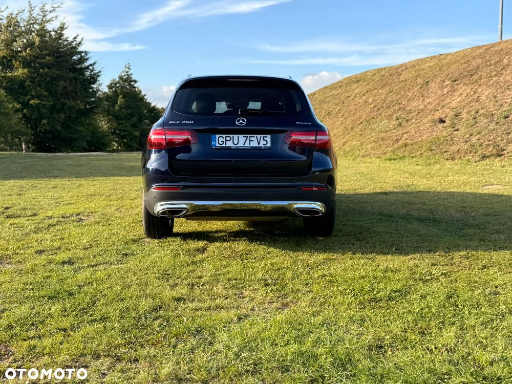 Mercedes-Benz GLC - 7
