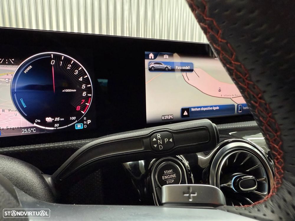 Mercedes-Benz A 250 e AMG Line - 28