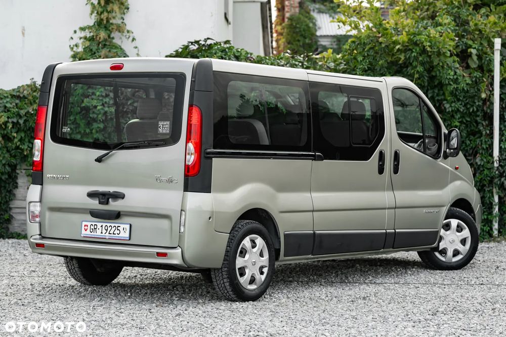 Renault Trafic Passenger L2H1 Expression - 10