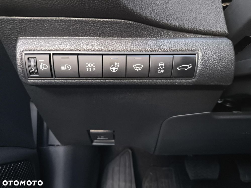 Toyota Corolla 1.8 Hybrid Style - 22