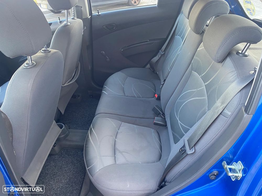 Chevrolet Spark 1.0 LS - 18