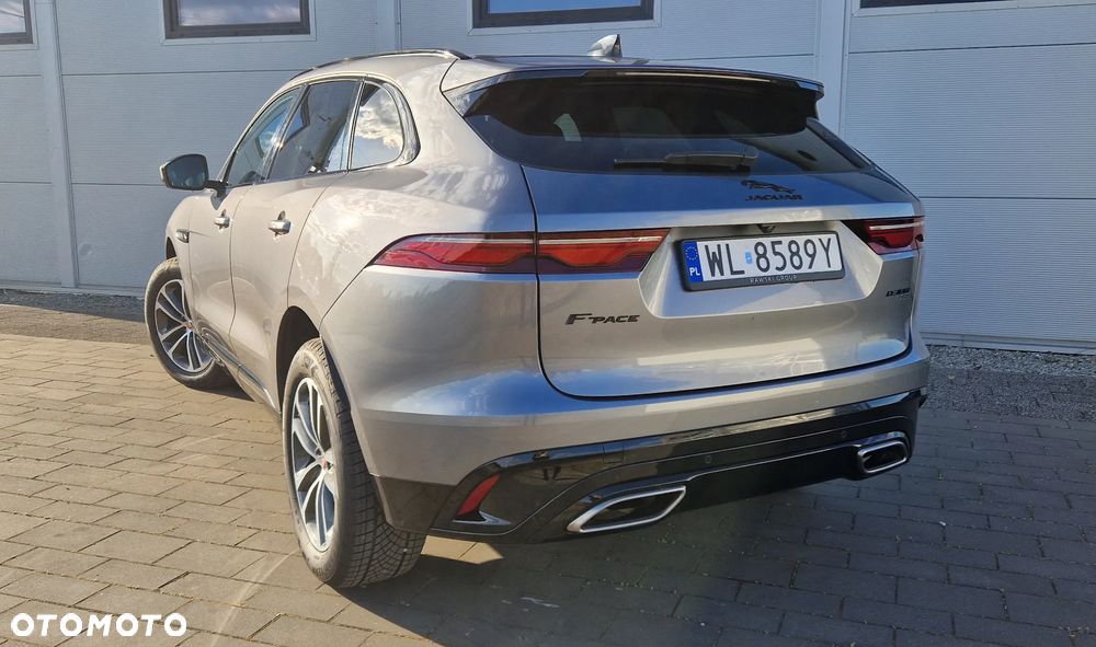 Jaguar F-Pace - 10