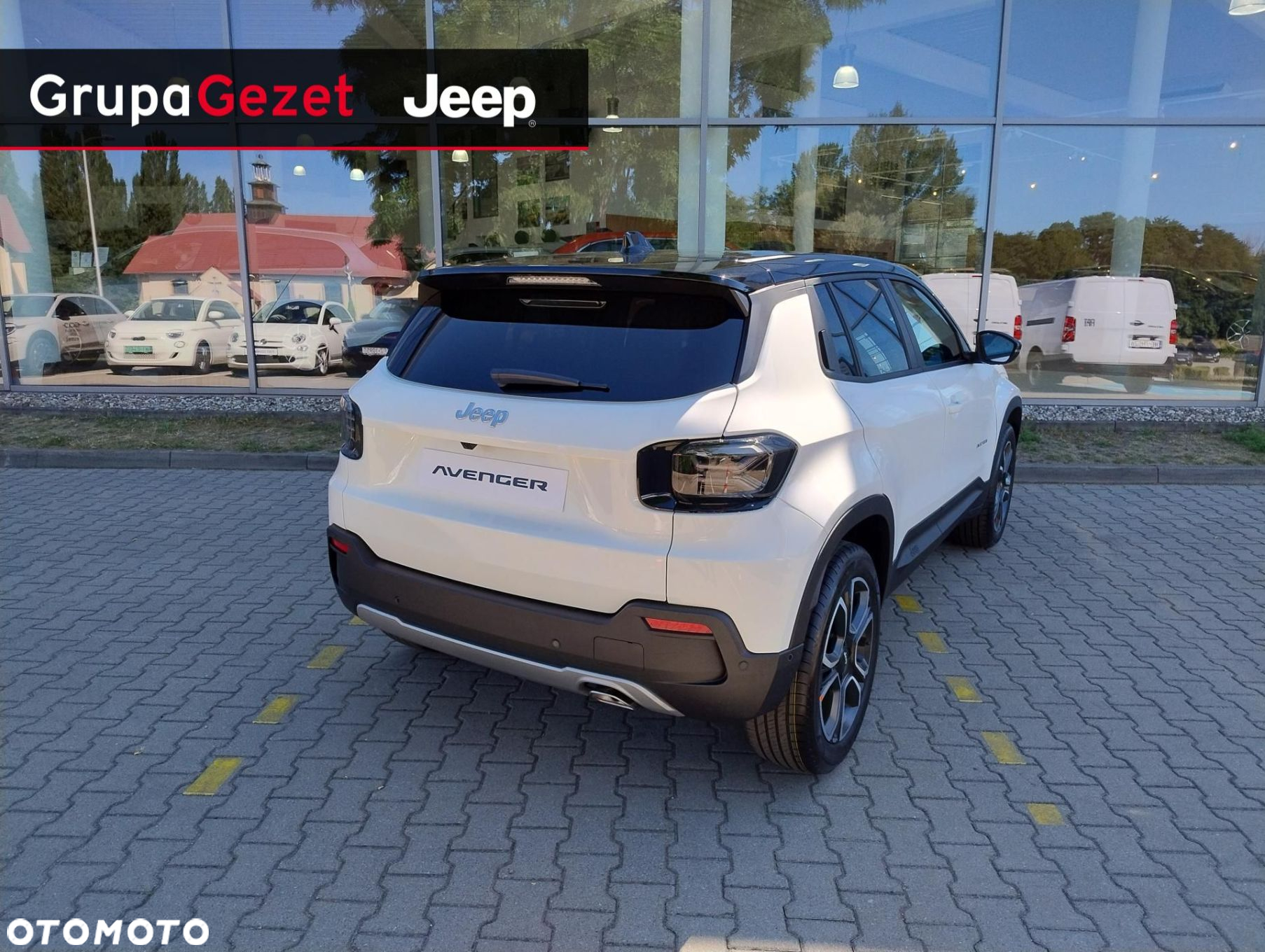 Jeep Avenger 1.2 T3 mHEV Summit FWD eDCT6 - 8