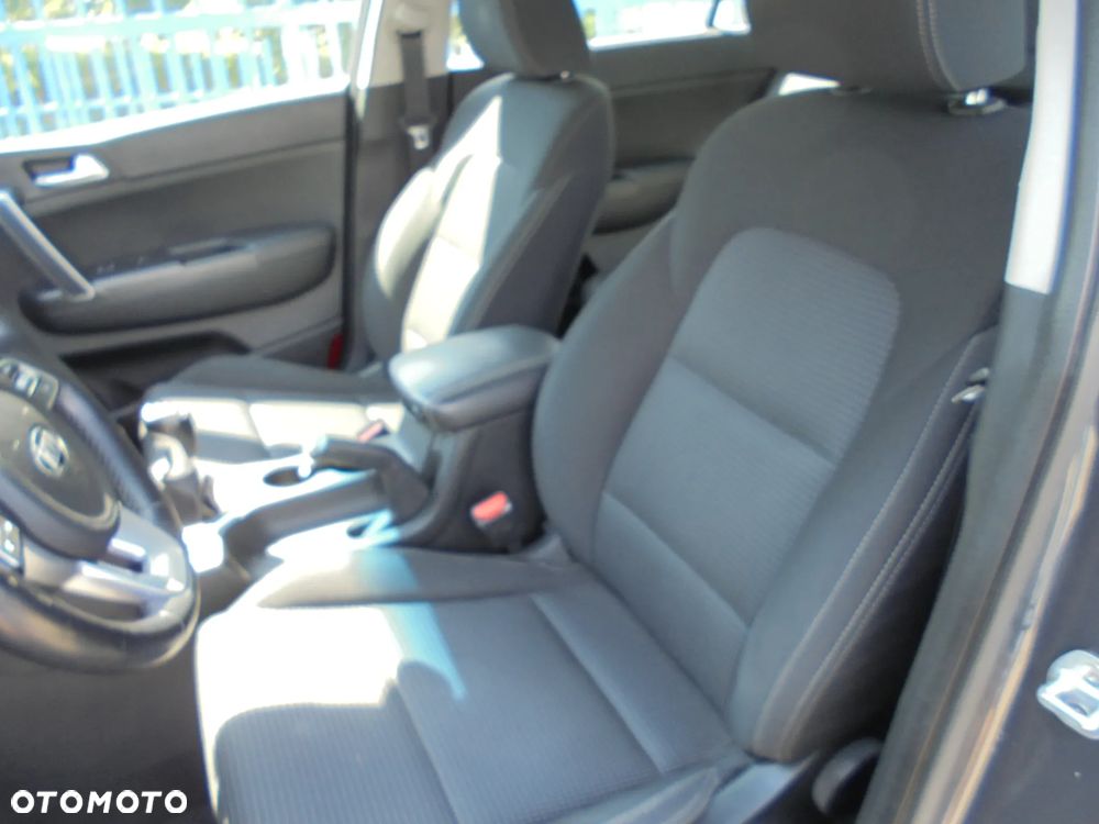 Kia Sportage 1.6 GDI 2WD DREAM-TEAM EDITION - 7