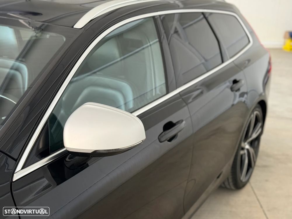 Volvo V90 D5 AWD Geartronic R Design - 24