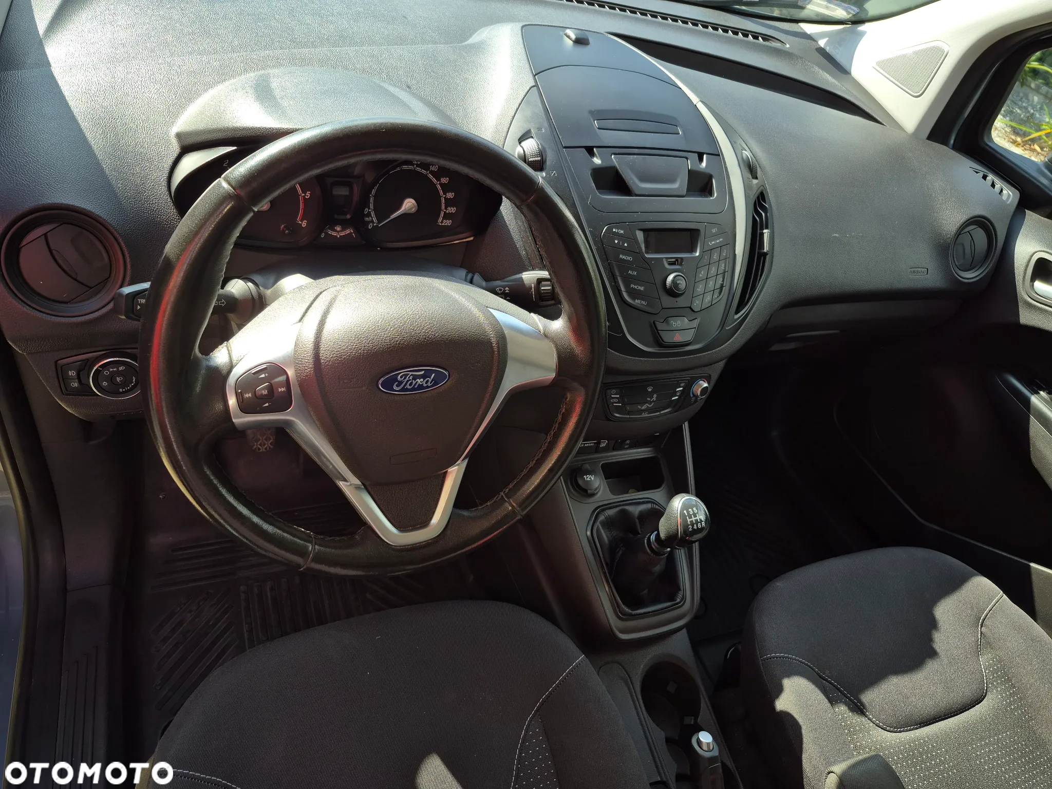 Ford COURIER - 4