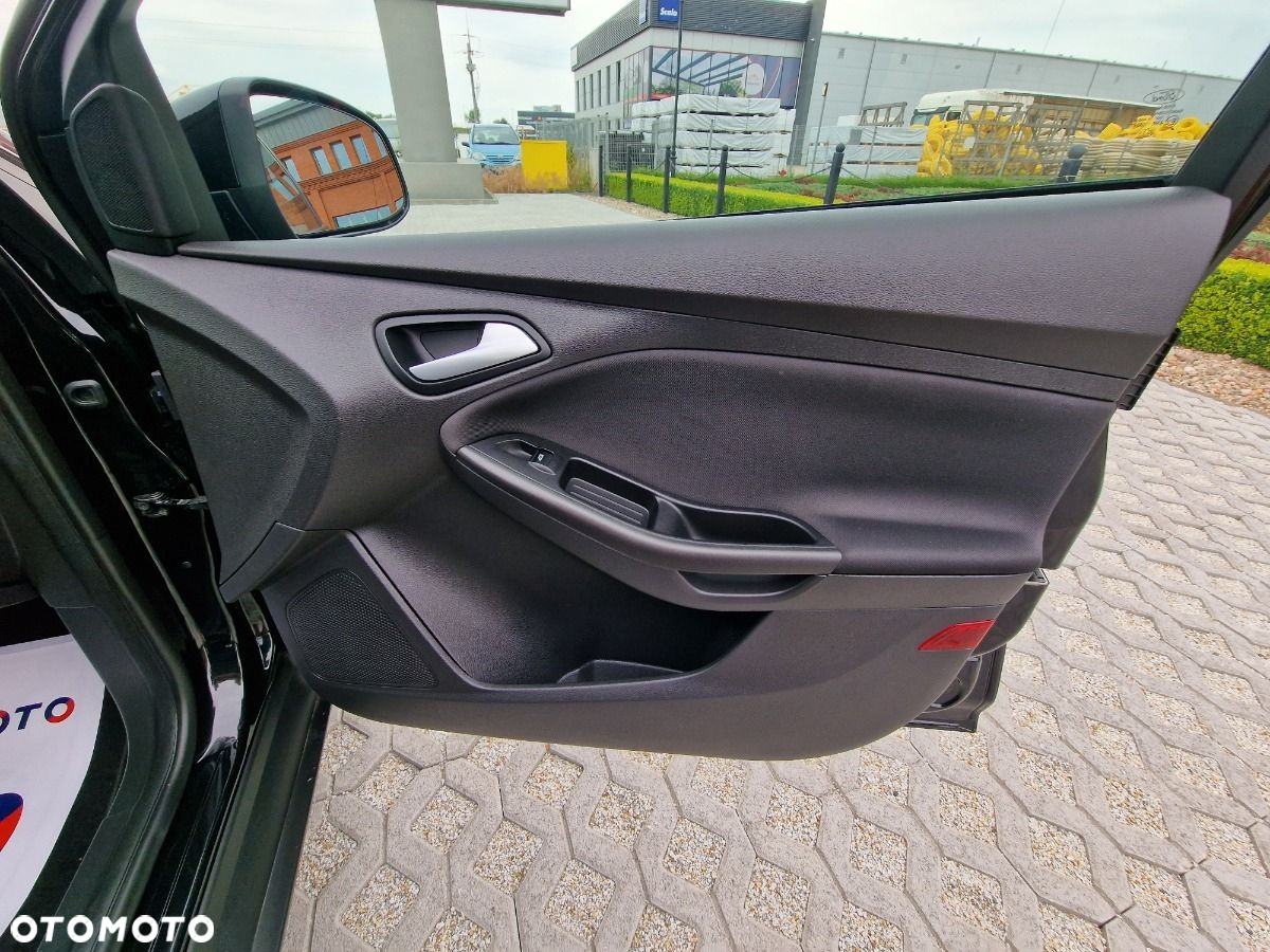 Ford Focus 1.0 EcoBoost 99g Start-Stopp-System Business Edition - 24