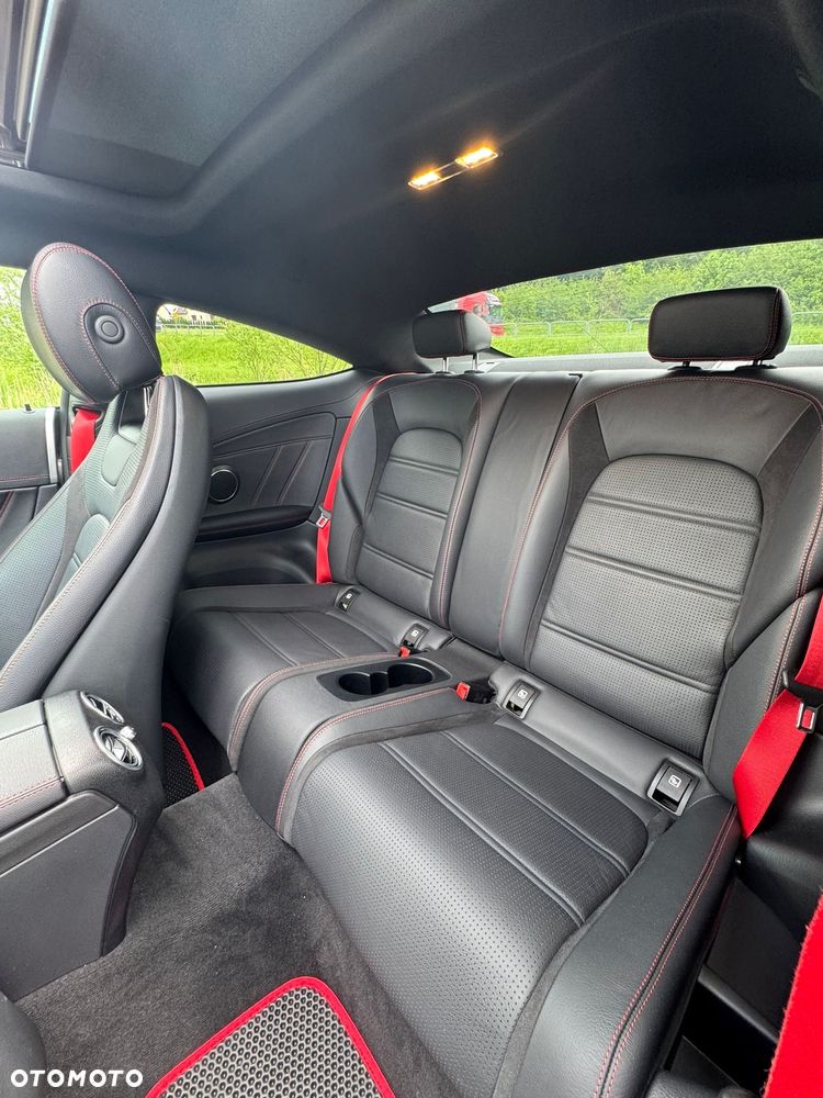 Mercedes-Benz Klasa C 300 9G-TRONIC AMG Line Plus - 38