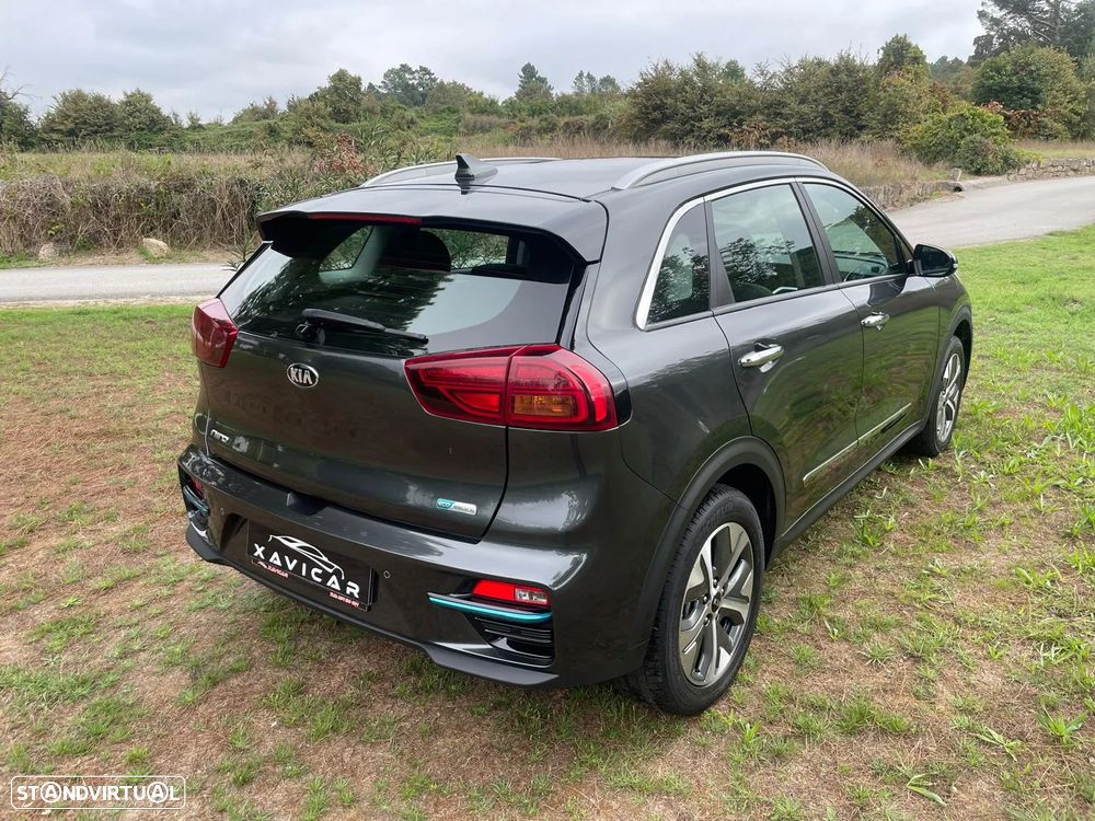 Kia e-Niro 64kWh - 11