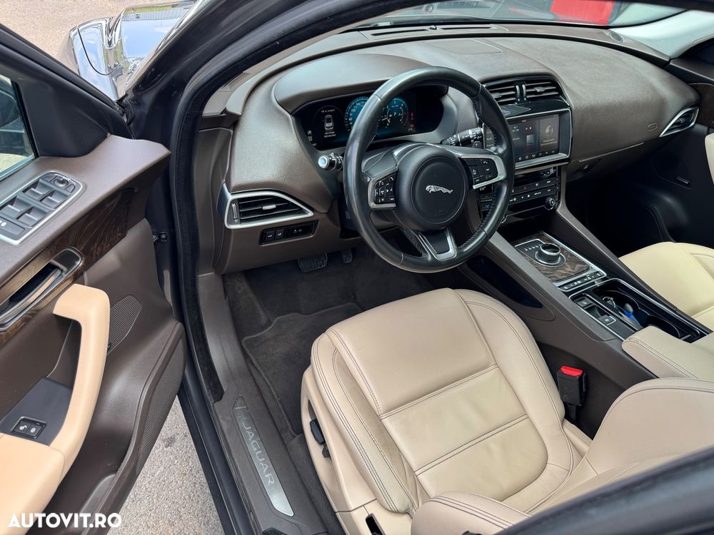 Jaguar F-Pace 20d AWD Aut. Prestige - 7