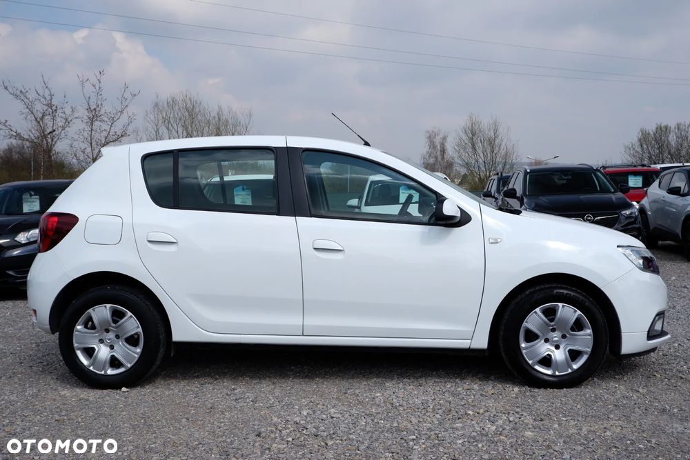 Dacia Sandero - 32