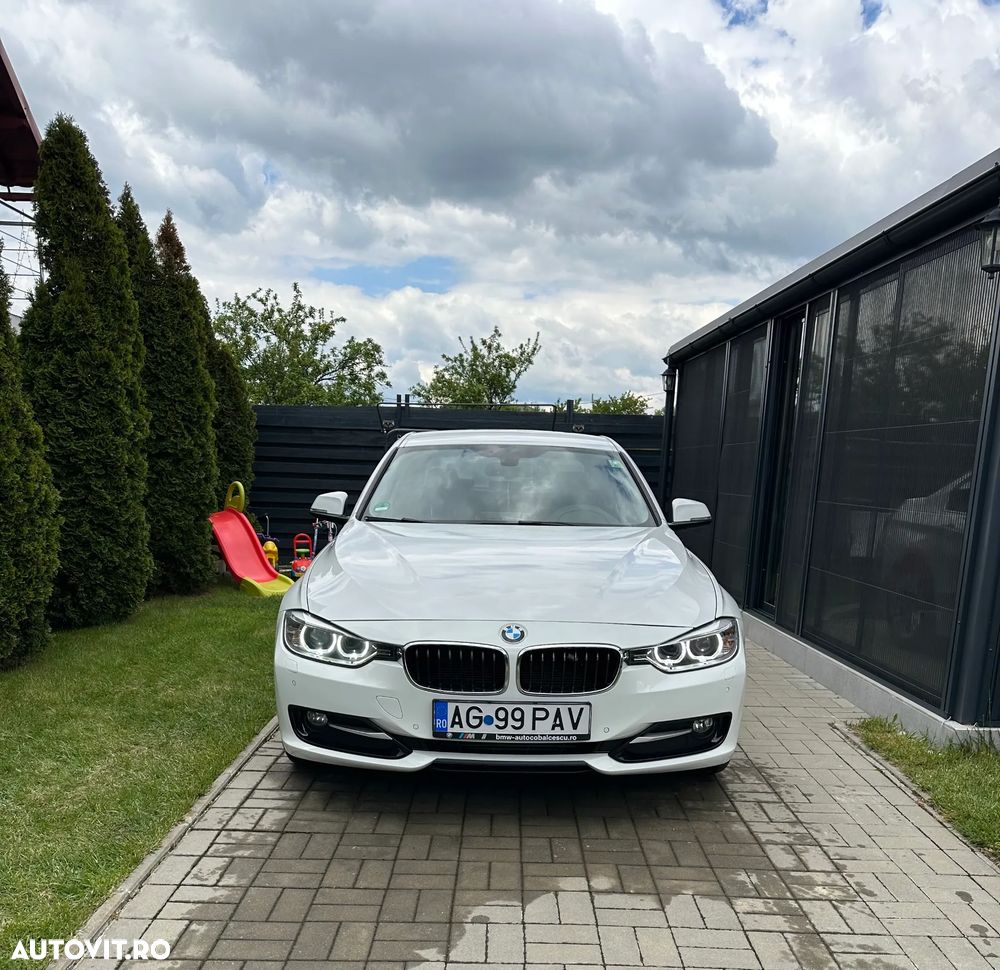 BMW Seria 3 320d Aut. Sport Line - 2