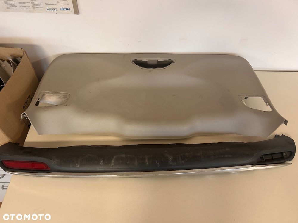 Chrysler Pacifica części do klapy - 1