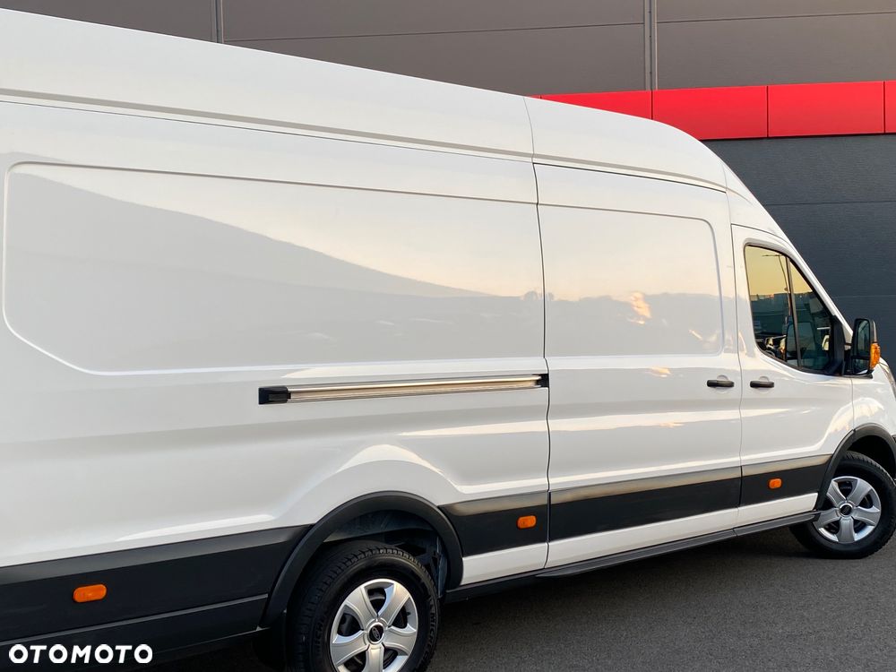 Ford Transit JUMBO - 14