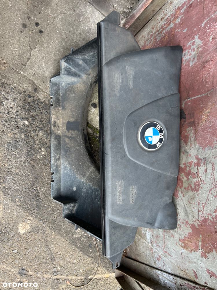 Obudowa chłodnicy osłona Bmw e39 520d 136km - 3