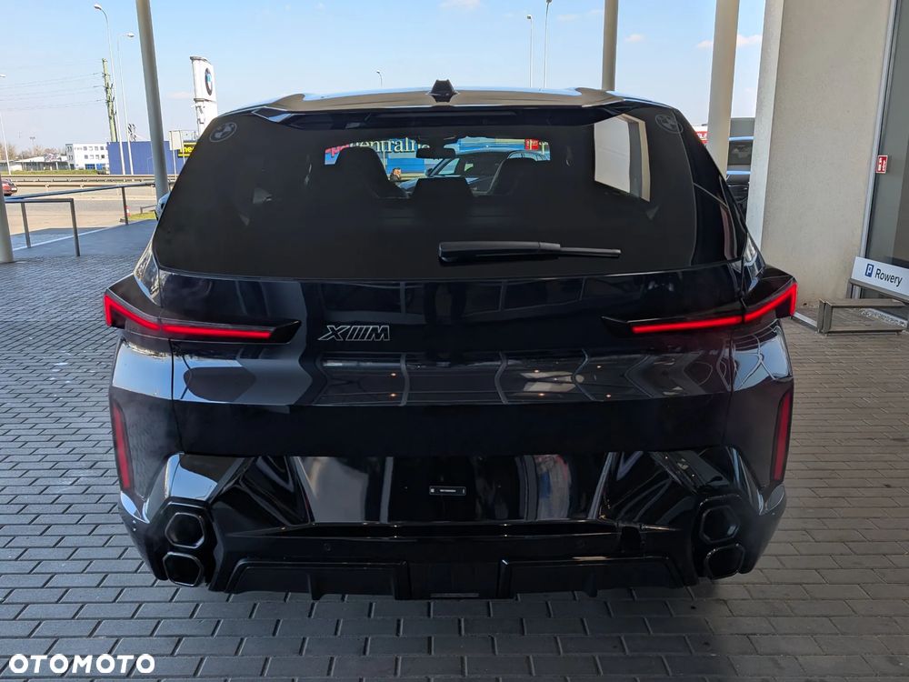 BMW XM - 5