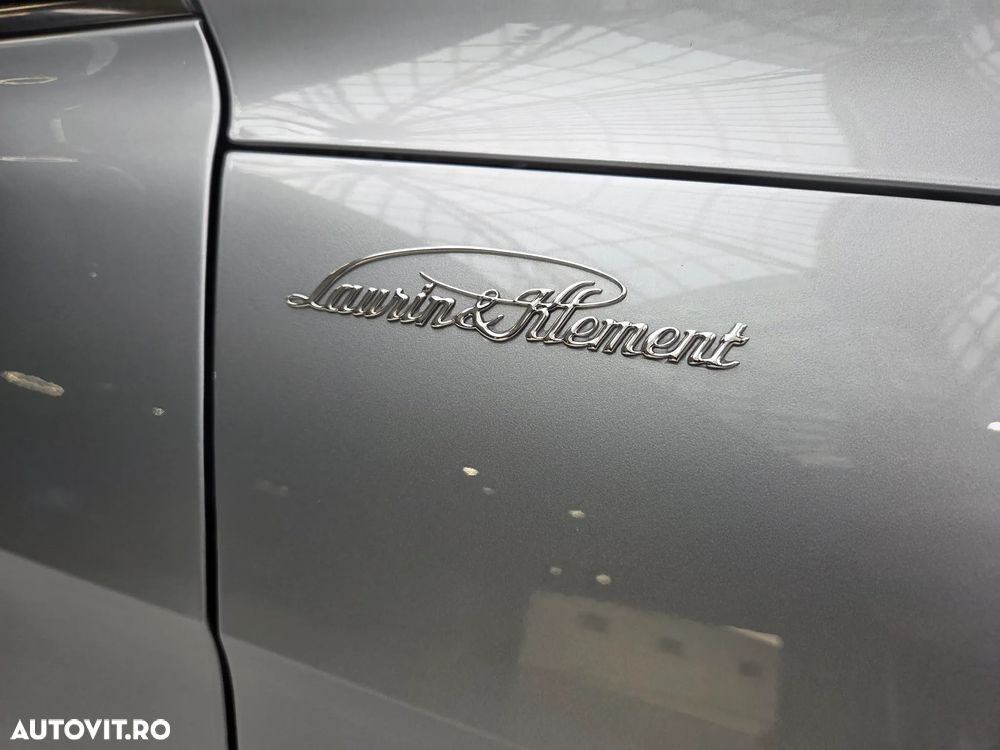 Skoda Superb 2.0 TDI DSG 4X4 L&K - 10