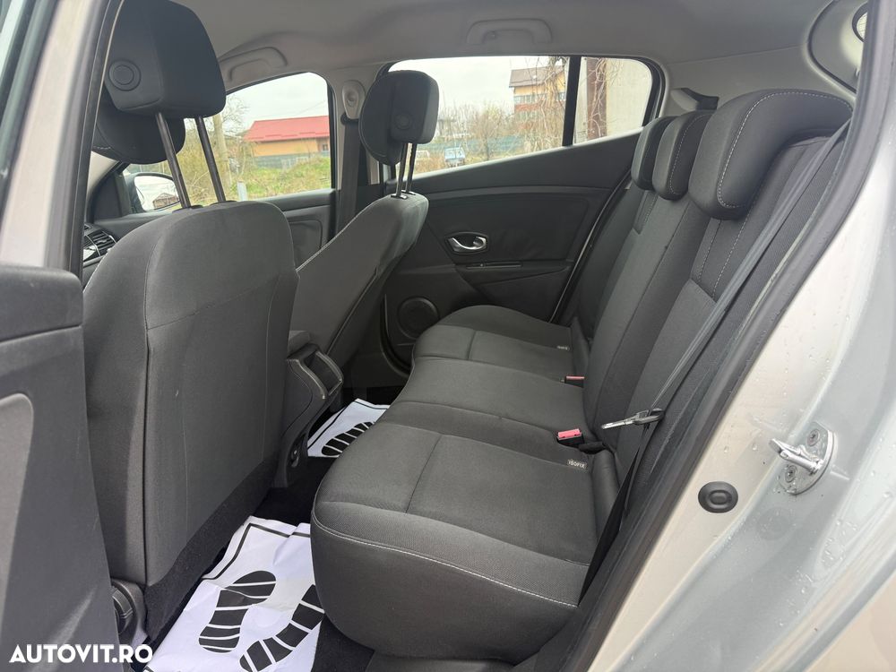 Renault Megane 1.5 dCi Dynamique - 9