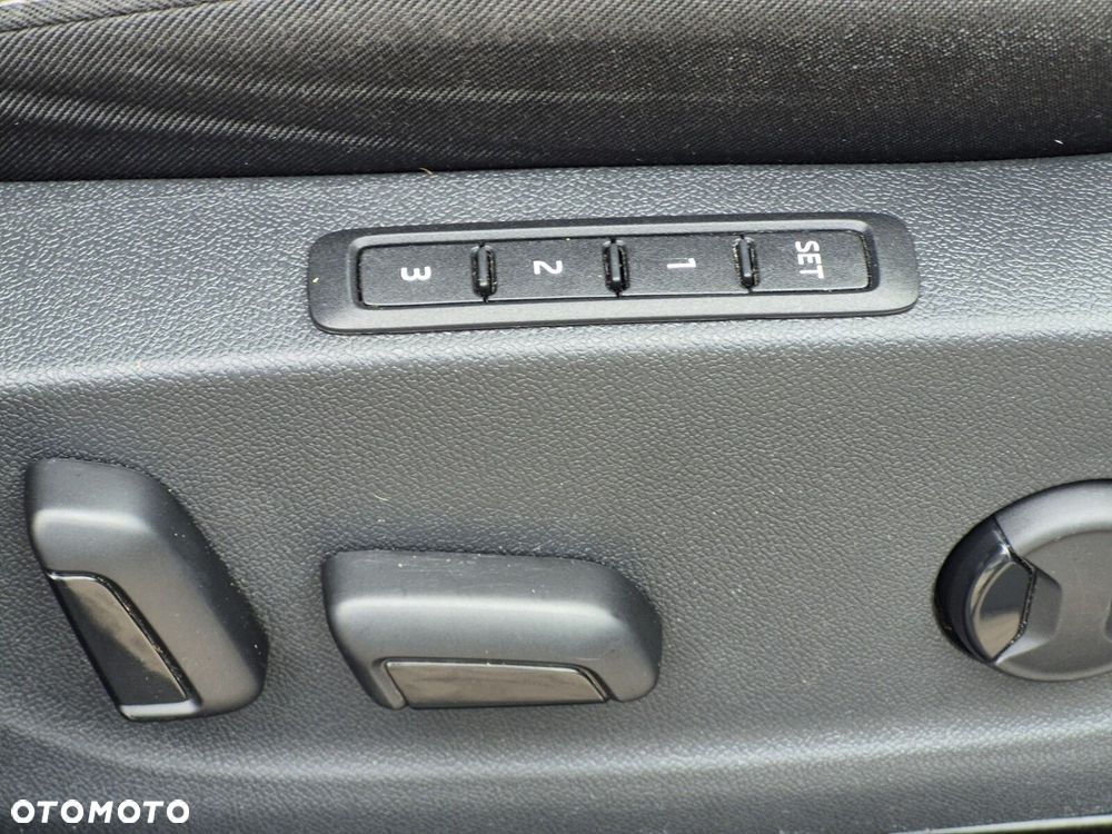 Skoda Octavia 2.0 TDI Style DSG - 15