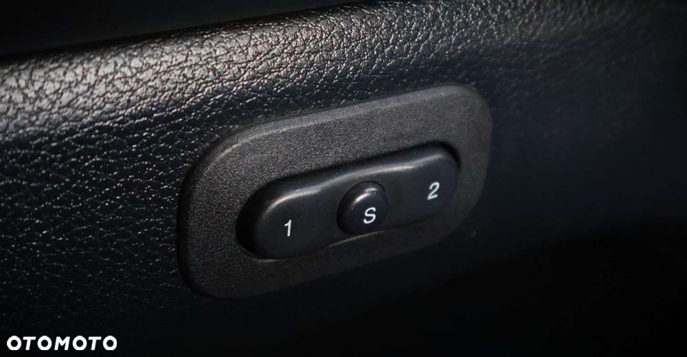 Jeep Grand Cherokee - 18