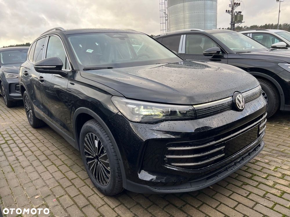 Volkswagen Tiguan - 2