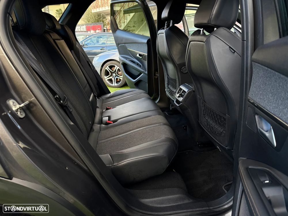 Peugeot 3008 1.6 BlueHDi GT Line EAT6 - 33