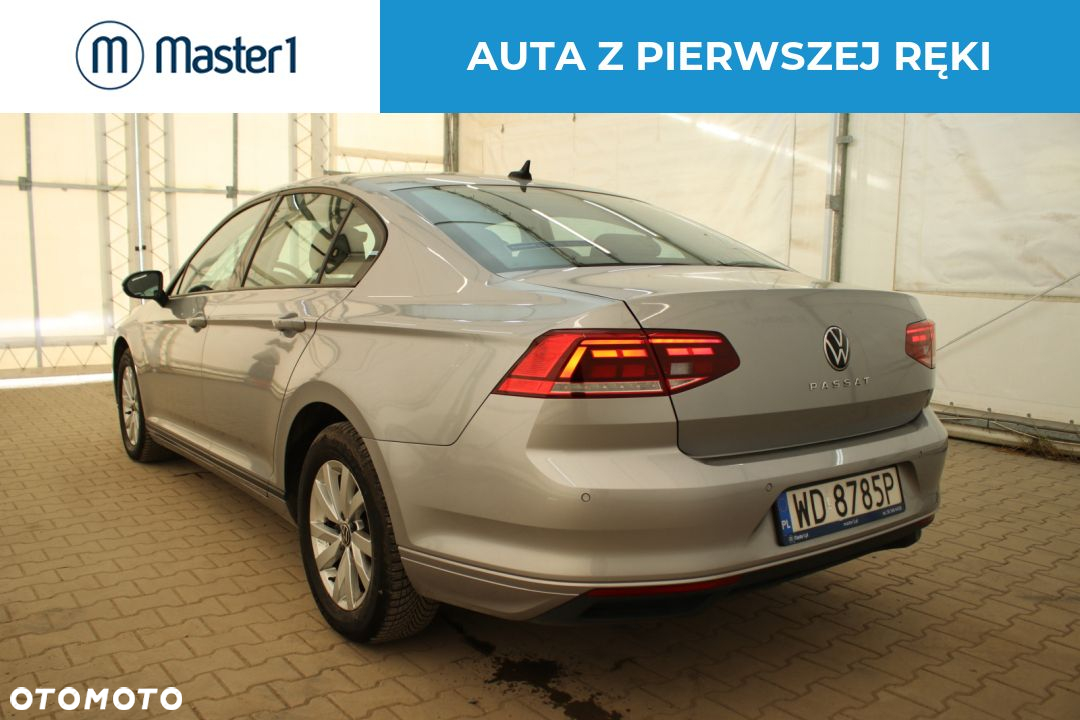 Volkswagen Passat 1.5 TSI EVO Essence DSG - 3