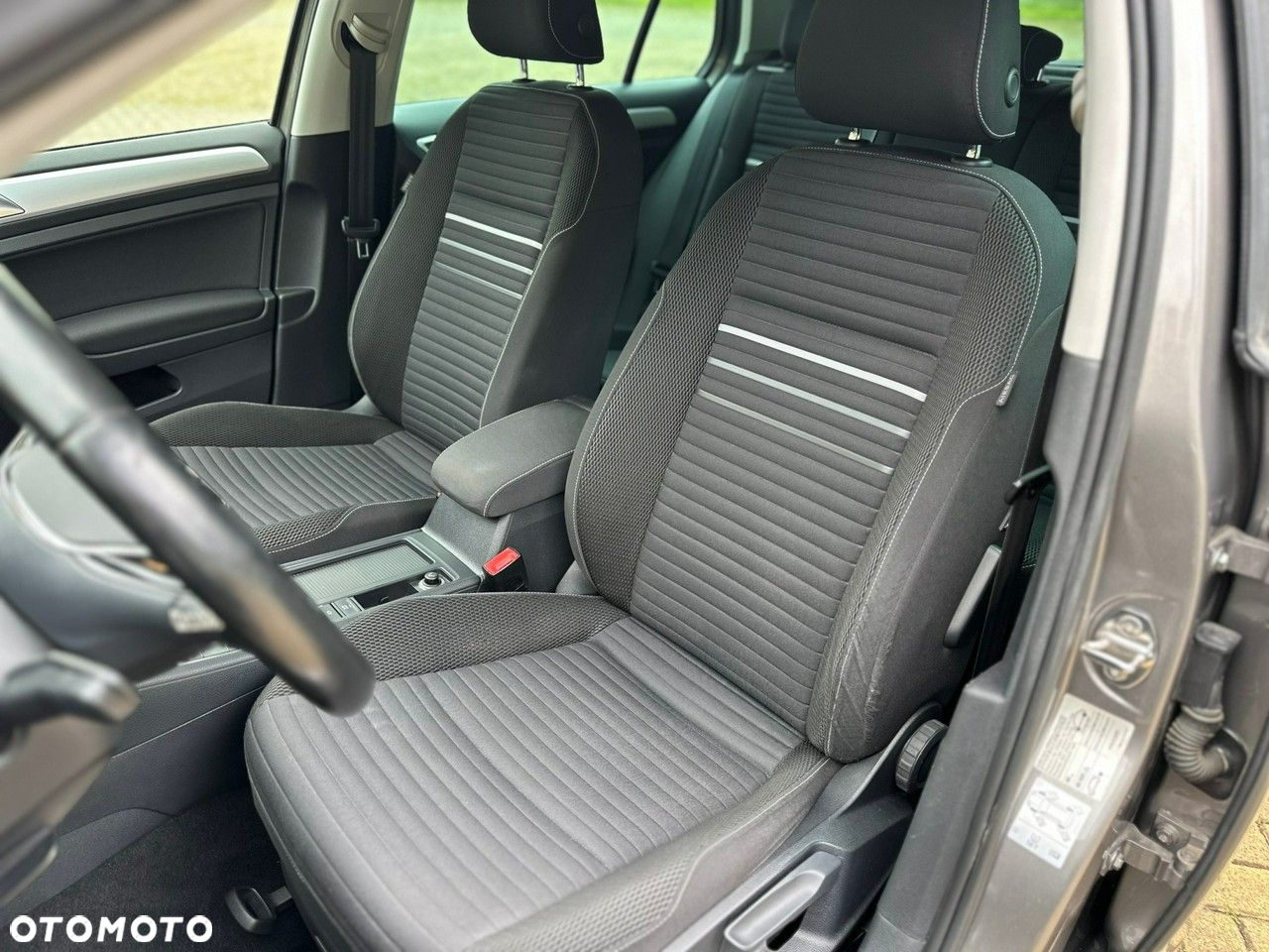 Volkswagen Golf VII 1.2 TSI BMT Trendline - 19