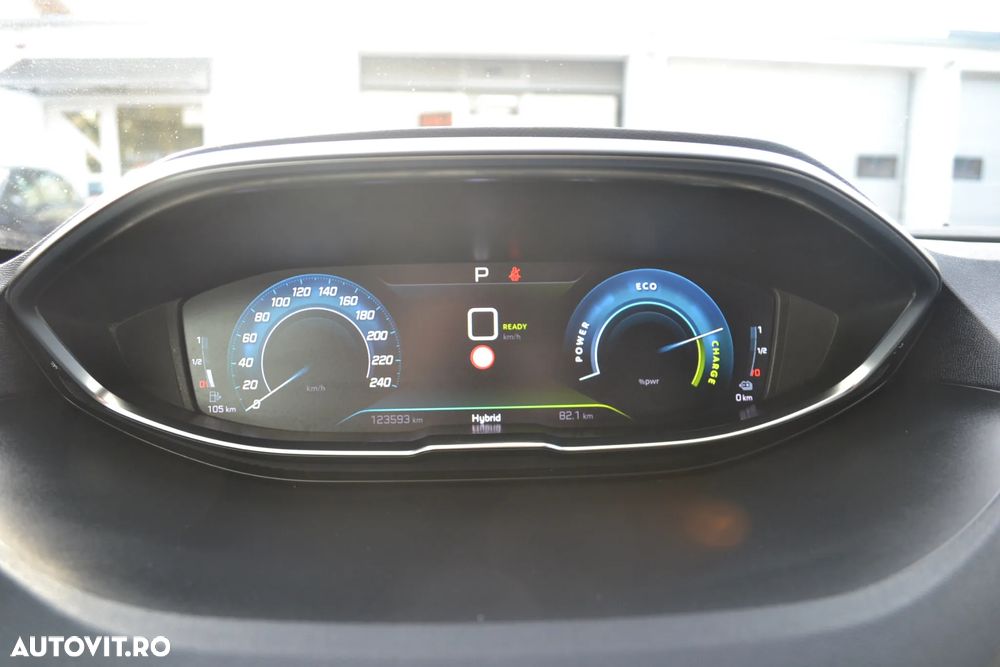 Peugeot 3008 PHEV EAT8 4X4 GT Pack - 19