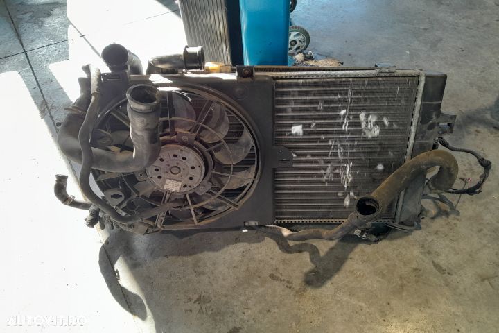 Radiator apa racire motor SET Opel Astra H [2004 - 2007] Hatchback 1. - 4