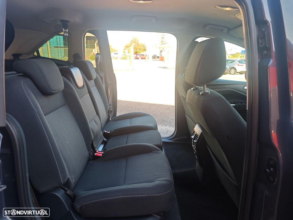 Ford Grand C-Max 1.6 TDCi Titanium - 11
