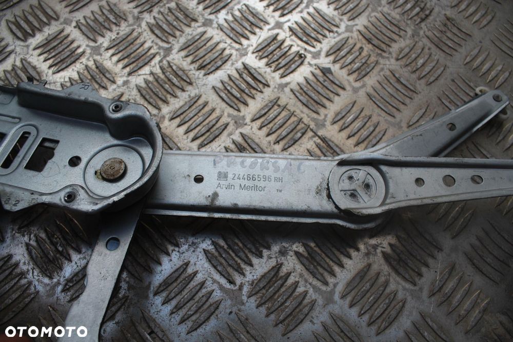 MECHANIZM PODNOŚNIK SZYBY PRAWY PRZÓD OPEL CORSA C 24466596 - 2