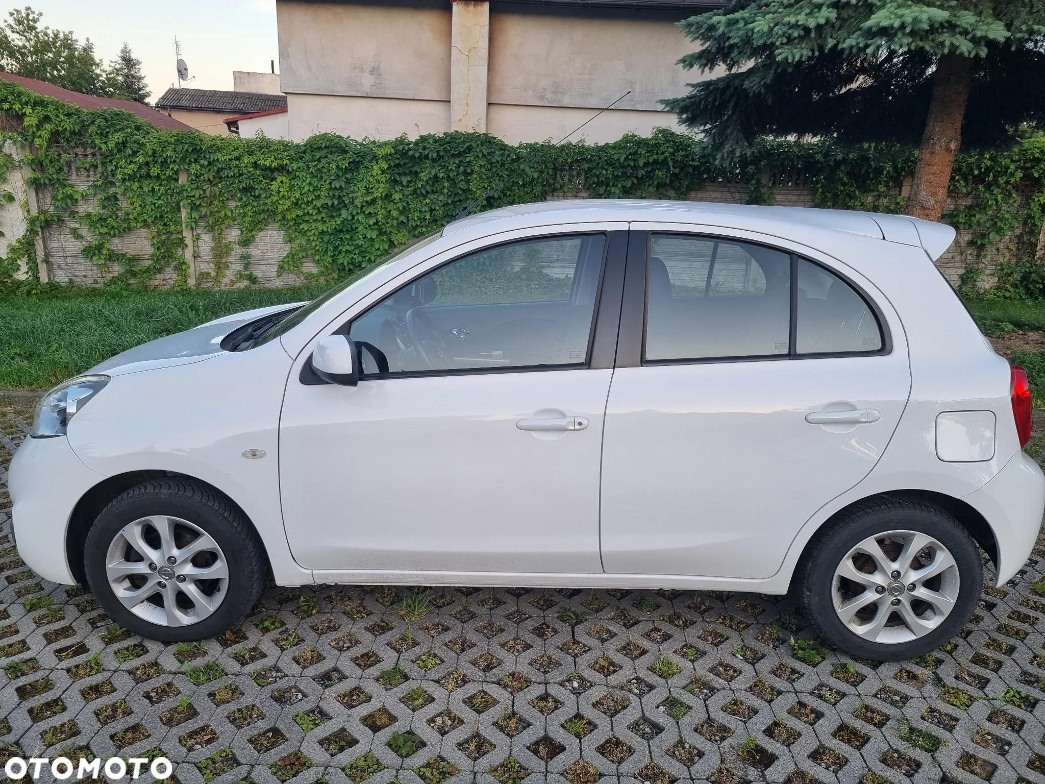Nissan Micra 1.2 CVT Acenta - 11