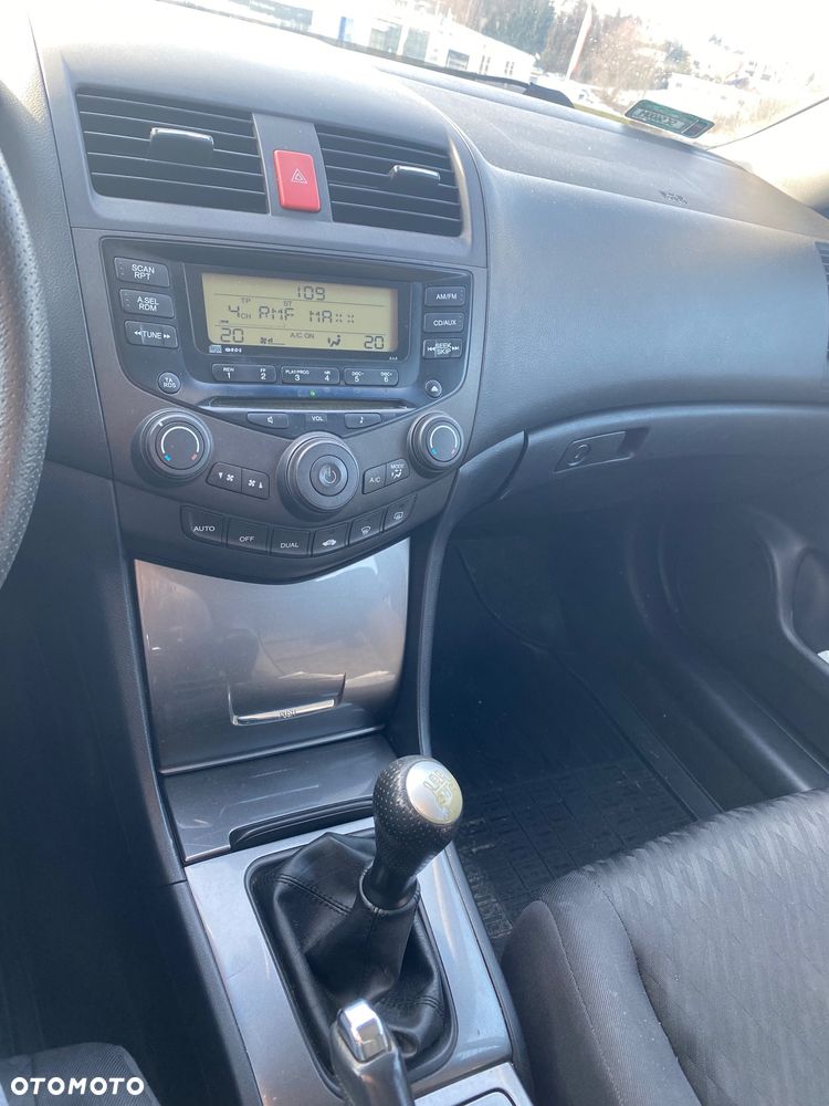 Honda Accord 2.0 Executive - 5