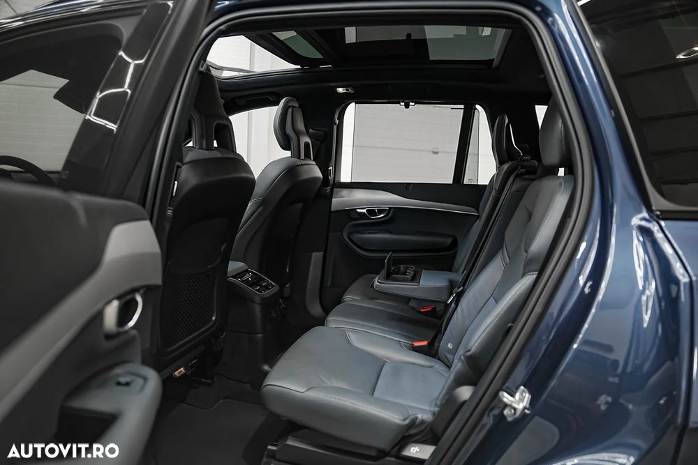 Volvo XC 90 Recharge T8 eAWD R-Design - 8
