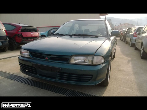 Traseira/Frente/Interior Mitsubishi Lancer 92