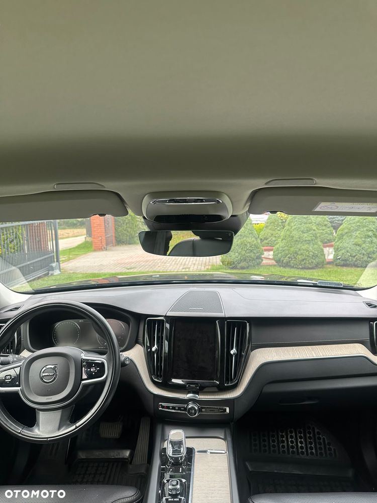 Volvo XC 60 B5 D AWD Inscription - 14