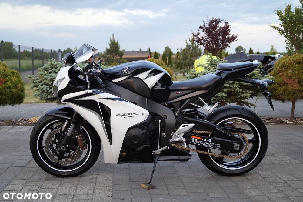 Honda CBR - 7