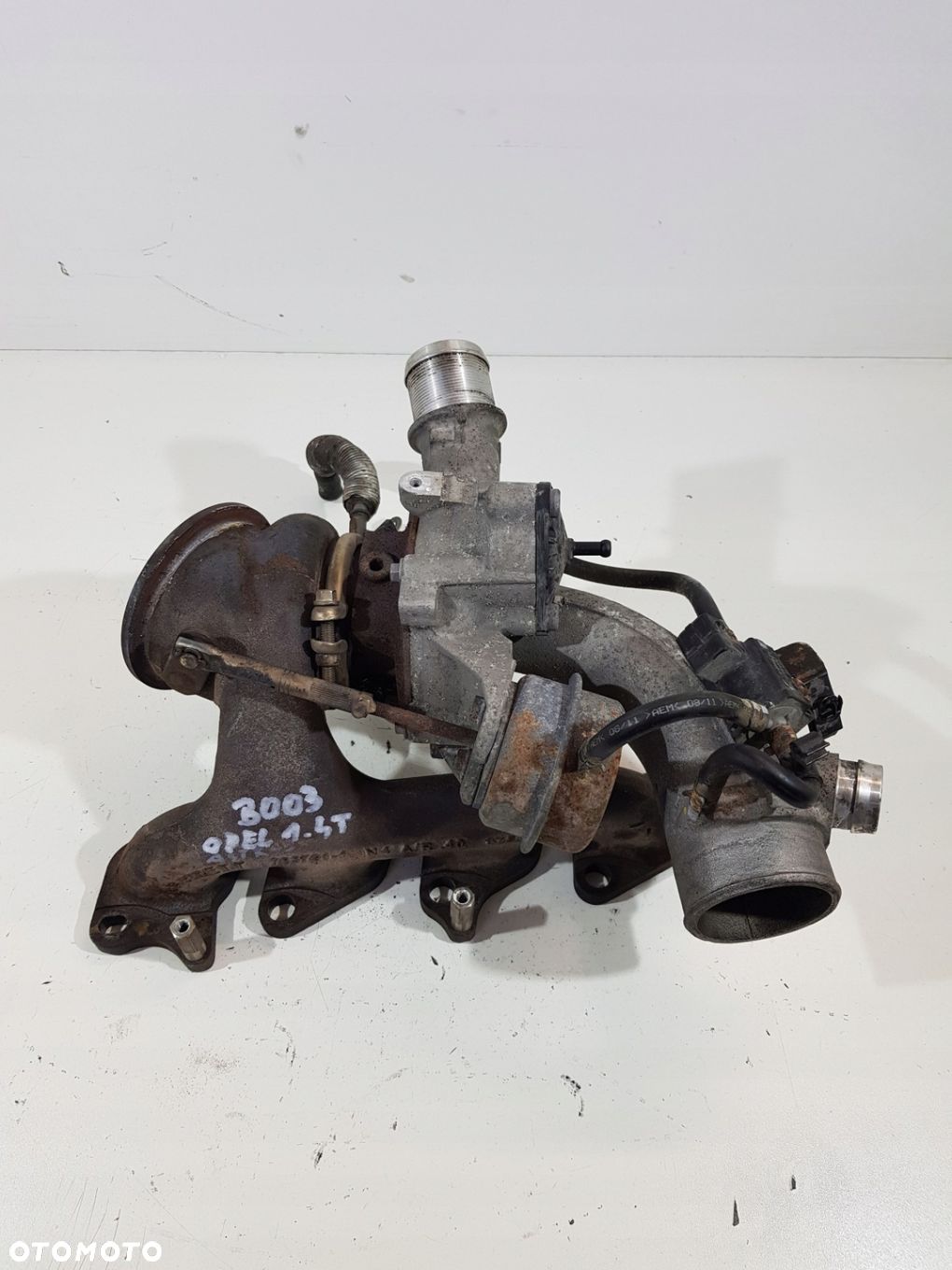TURBOSPRĘŻARKA 55565353 OPEL ASTRA J MERIVA B 1.4T - 1