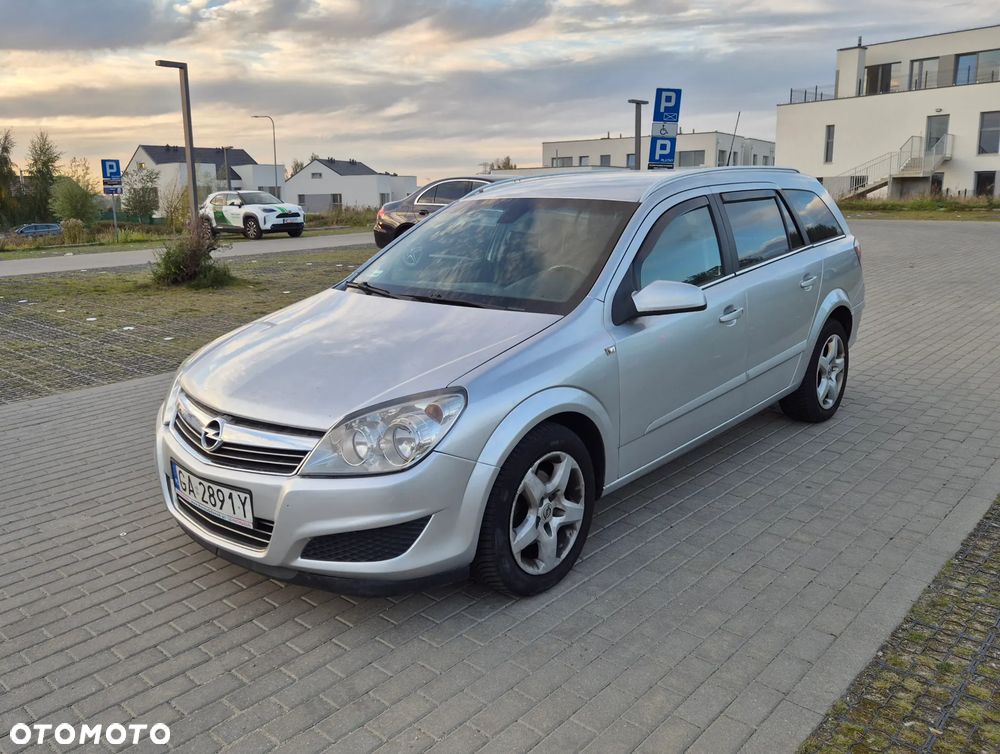 Opel Astra 1.6 Enjoy - 1